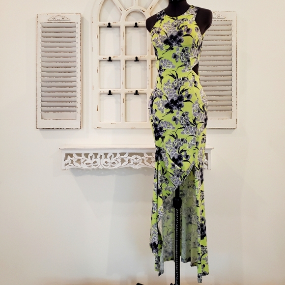 Miss Selfridge US2 Grey Floral print on light green Double Slit Gown - Picture 7 of 8